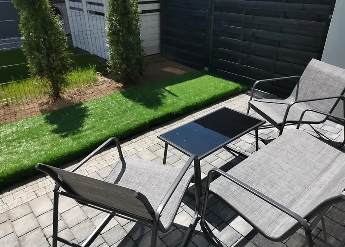 Lato Z Dwojka アパート Unieście